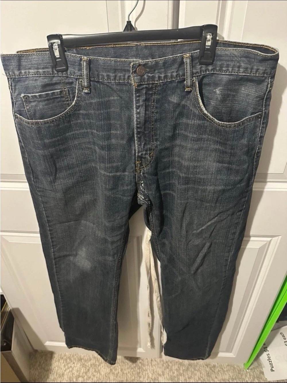 Levi’s Men’s 559 Relaxed Straight Fit Blue Jeans 38x32 Has 3” Rip In The Front
